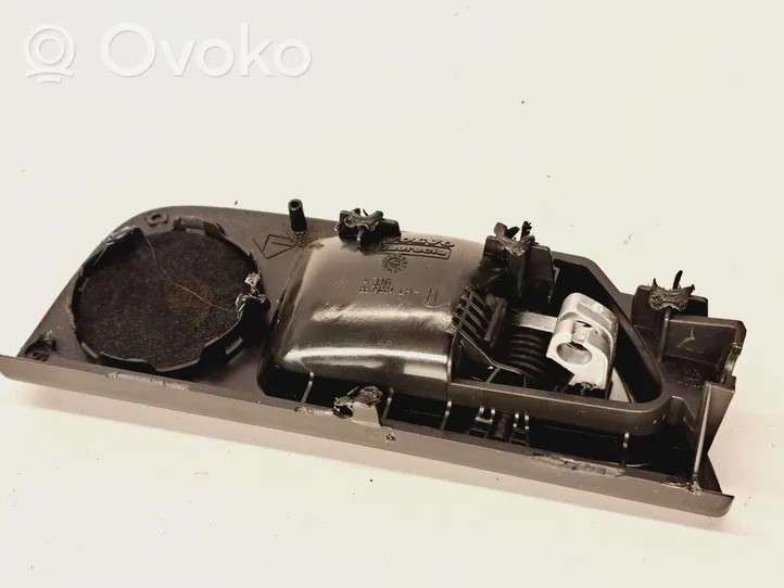 Volvo V50 Takaoven sisäkahva 8679664