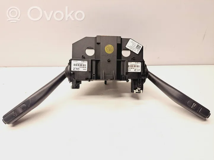 Volkswagen Touran I Leva/interruttore dell’indicatore di direzione e tergicristallo 1K0953503AT