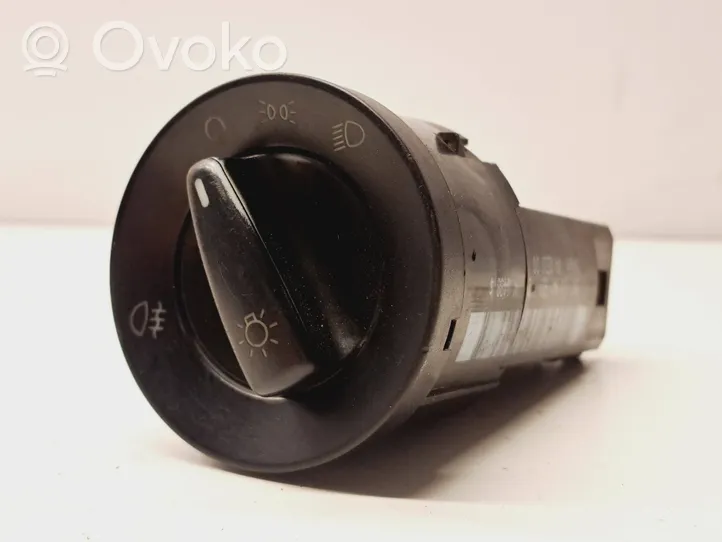 Volkswagen Golf IV Przełącznik świateł 1C0941531