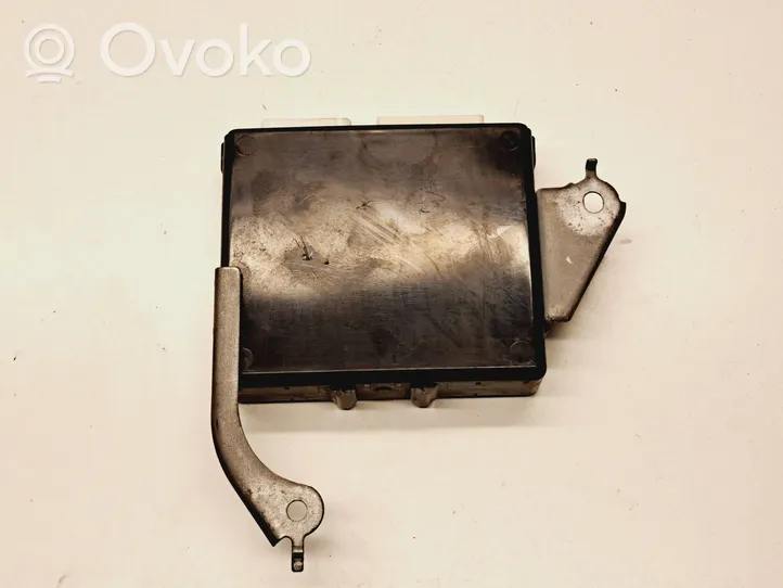 Lexus RX 330 - 350 - 400H Oven ohjainlaite/moduuli 8922248040