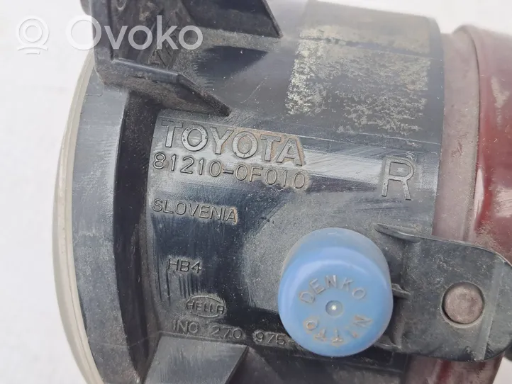 Toyota Corolla Verso AR10 Feu antibrouillard avant 812100F010