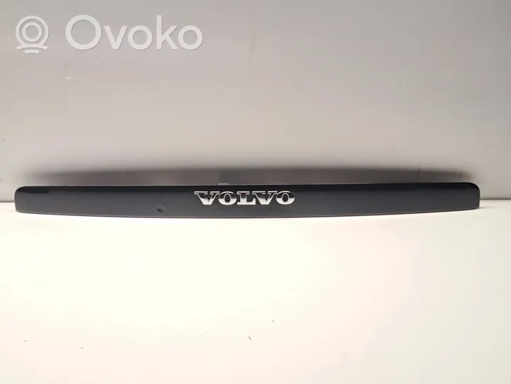 Volvo V50 Barra de luz de la matrícula/placa de la puerta del maletero 30699682