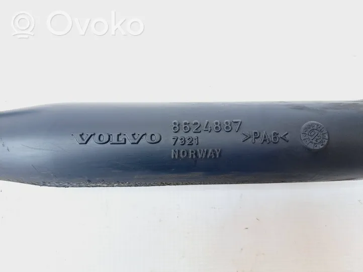 Volvo V70 Tubo flessibile intercooler 8624887