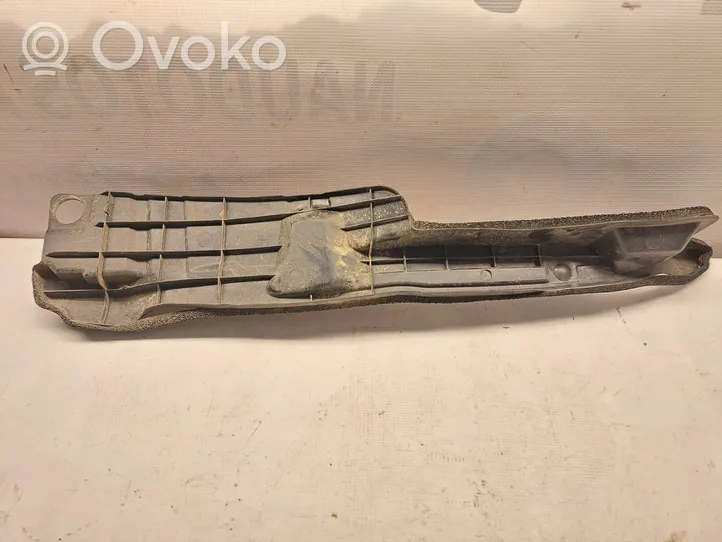 Toyota Corolla Verso AR10 Panel wykończeniowy błotnika 538670F010