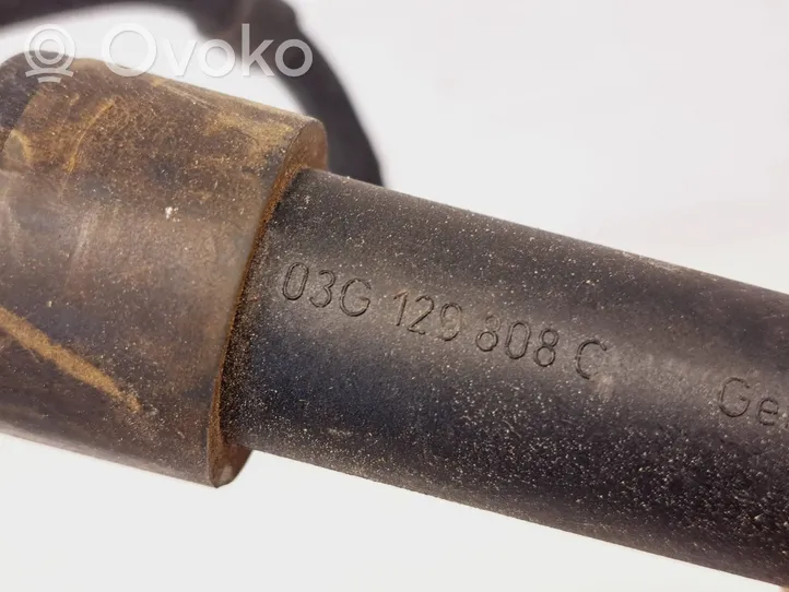 Volkswagen PASSAT B7 Vacuum line/pipe/hose 03G129608C