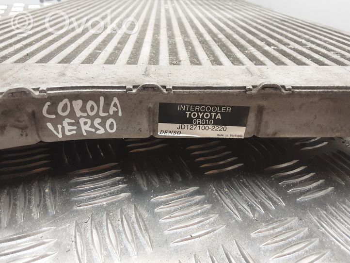 Toyota Corolla Verso AR10 Välijäähdyttimen jäähdytin 0R010