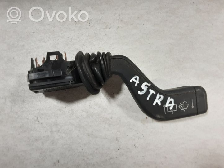 Opel Astra H Manetka / Przełącznik wycieraczek 90243395