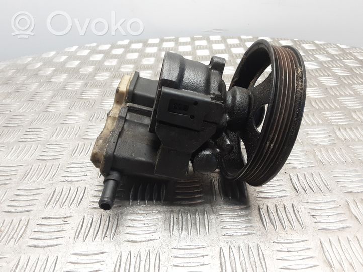 Opel Vectra B Ohjaustehostimen pumppu 90495957