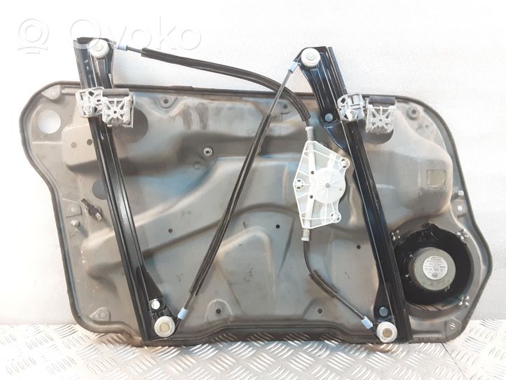 Volkswagen Golf IV Alzacristalli della portiera anteriore con motorino 1J4837756E