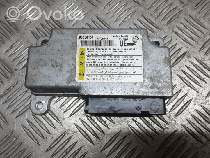 Chevrolet Captiva Turvatyynyn ohjainlaite/moduuli 96838157