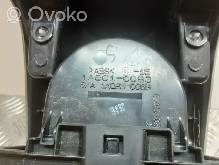 Toyota Prius (XW20) Держатель чашки 1A823006G