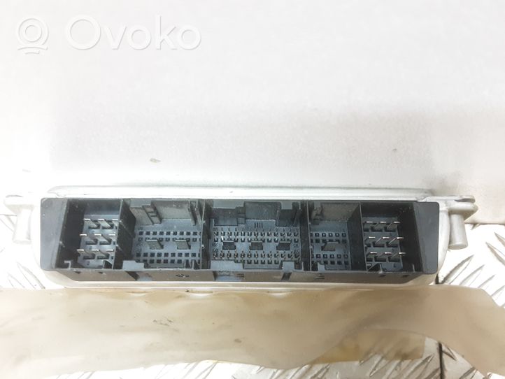 Toyota Yaris Engine control unit/module 0261206882