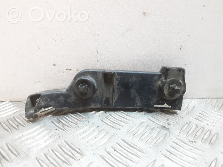 Toyota Corolla Verso E121 Support de montage de pare-chocs avant 