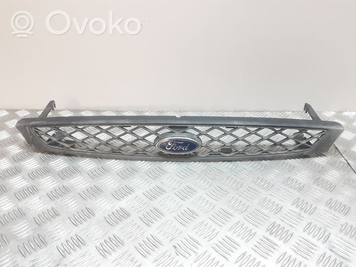 Ford Focus Maskownica / Grill / Atrapa górna chłodnicy 2M518200A6W