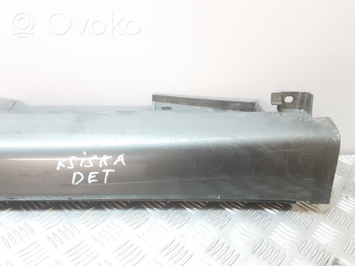 Toyota Corolla Verso E121 Порог 758510F010