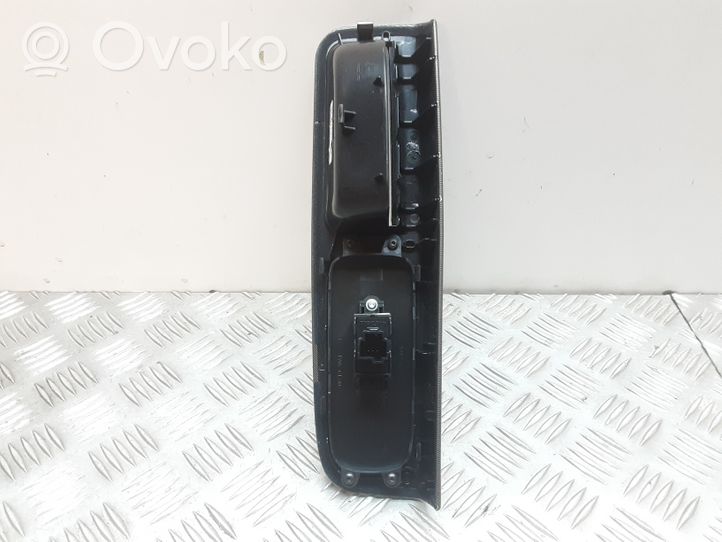 Volvo V50 Przyciski szyb 97623