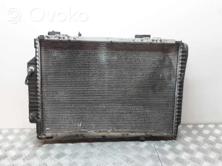 Mercedes-Benz CLK A208 C208 Radiateur de refroidissement A2025008203