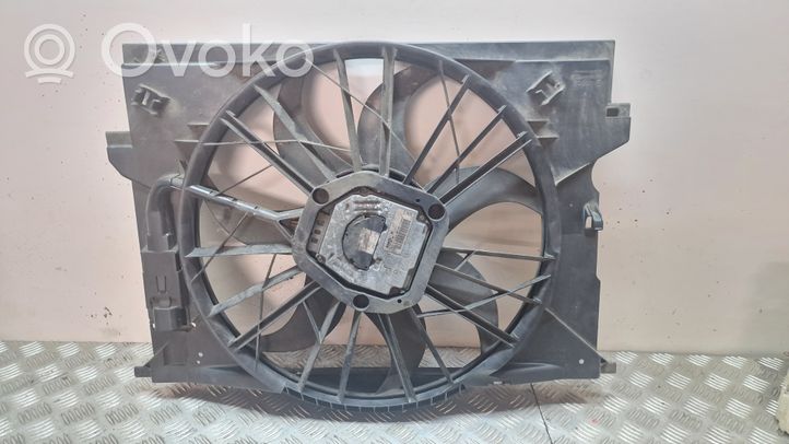 Mercedes-Benz E W211 Ventilatore di raffreddamento elettrico del radiatore 0130706835