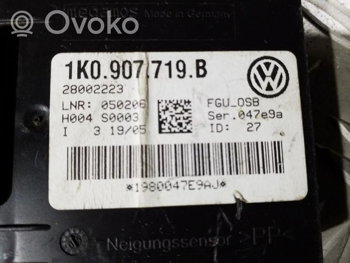 Volkswagen Golf V Inne komputery / moduły / sterowniki 1K0907719B