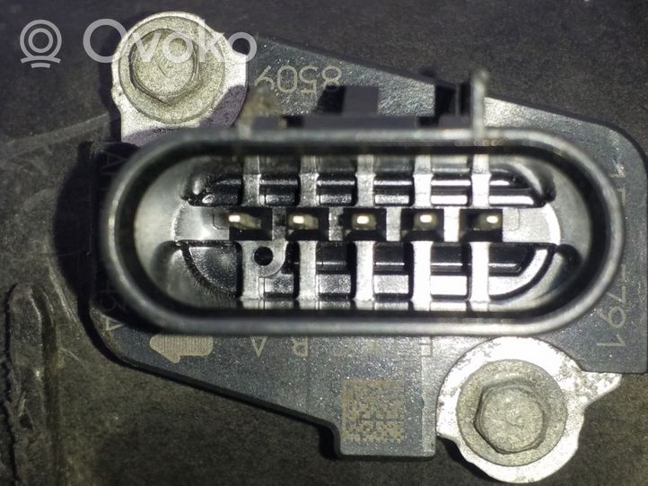 Opel Antara Przepływomierz masowy powietrza MAF 15865791