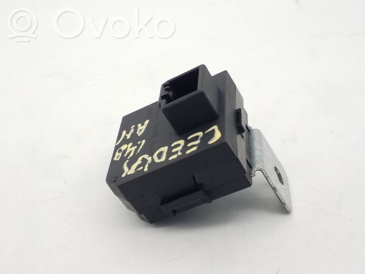 Kia ceed immobiliser antenna outlet