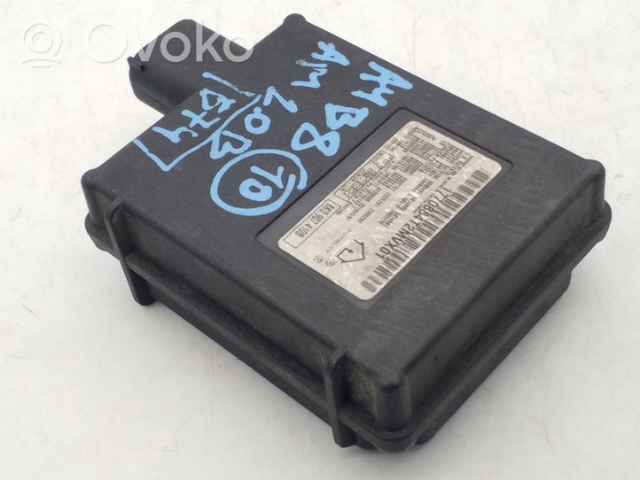 Audi A4 S4 B8 8K Autotallin oven avauskytkin 8K0907410B