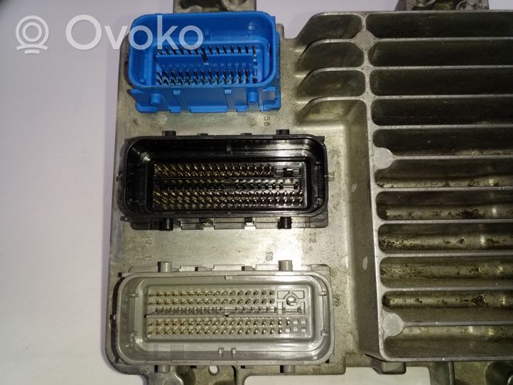 Saturn Vue Komputer / Sterownik ECU silnika 12624681