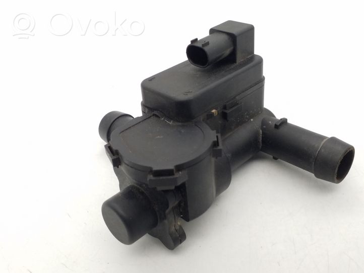 Volkswagen Touareg II Pompe à eau de liquide de refroidissement 7PP819810A