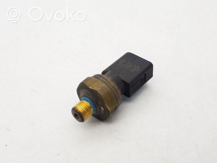 Volkswagen Touareg I Fuel pressure sensor 03C906051A