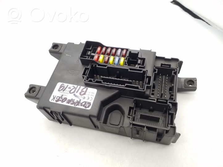 Opel Corsa D Module de contrôle carrosserie centrale 13265078