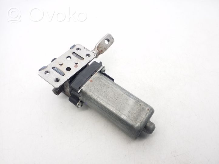 Volvo S40 Seat adjustment motor 988582103