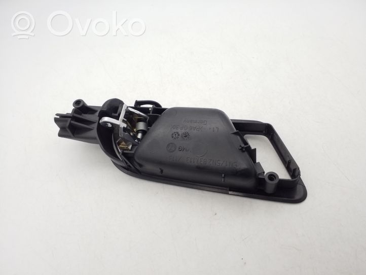 Volkswagen Jetta VI Front door interior handle 5N2837113