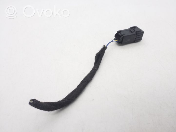 Ford Escape Enchufe conector entrada auxiliar 8L8T19A164AB