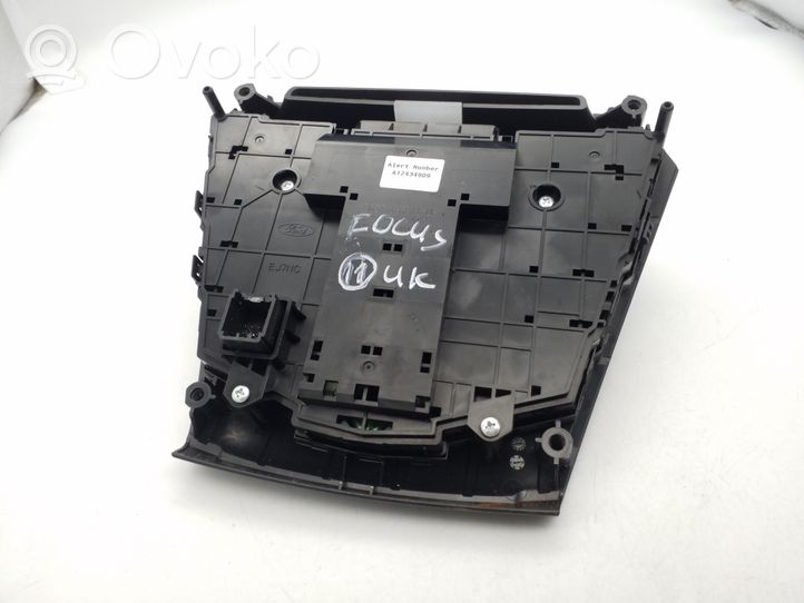 Ford Focus Panel / Radioodtwarzacz CD/DVD/GPS BM5T18K811DE