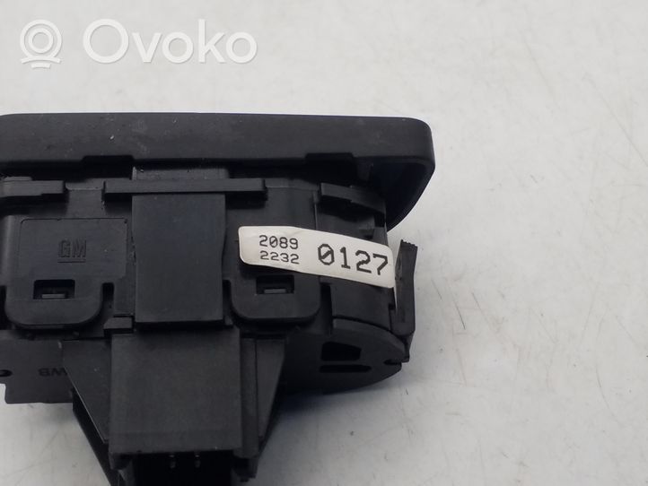 Opel Zafira C ESP (stability program) switch 20890127