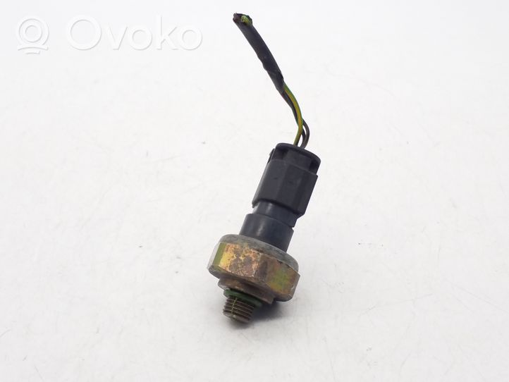 BMW 5 E39 Air conditioning (A/C) pressure sensor 8370623