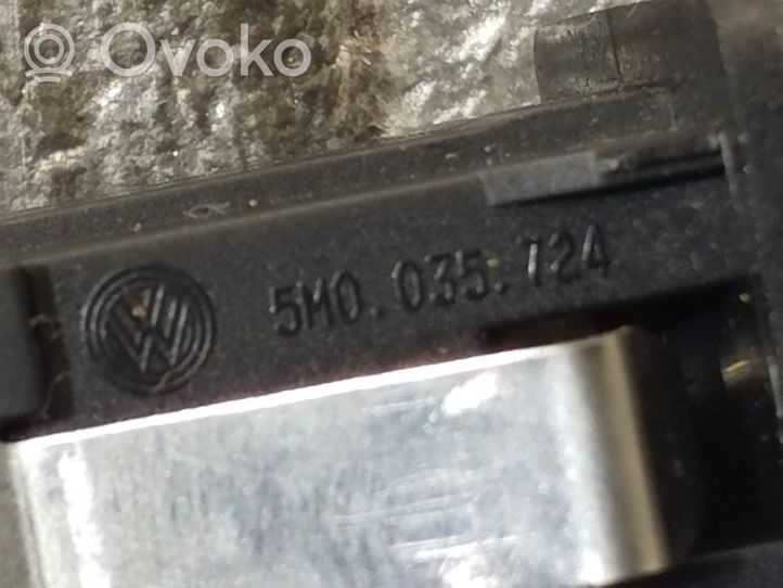 Volkswagen Jetta VI Gniazdo / Złącze AUX 5M0035724