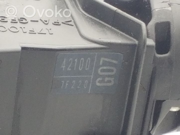 Toyota Prius (XW20) Palanca de intermitentes 17F100
