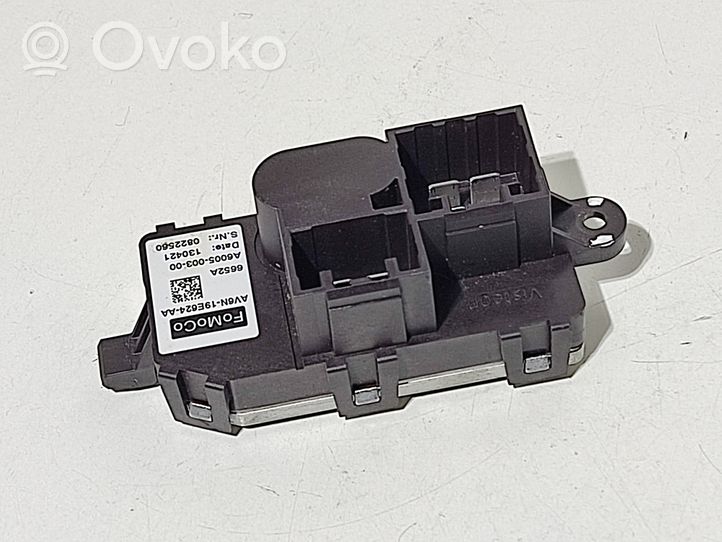 Ford Kuga II Heater blower fan relay AV6N19E624AA