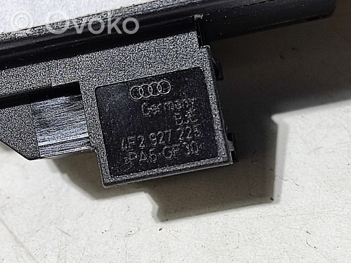 Audi A6 S6 C6 4F Przycisk / Włącznik hamulca ręcznego 4F2927225
