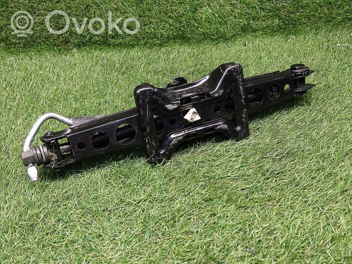 Ford Focus Lift Jack 6M5117080AB