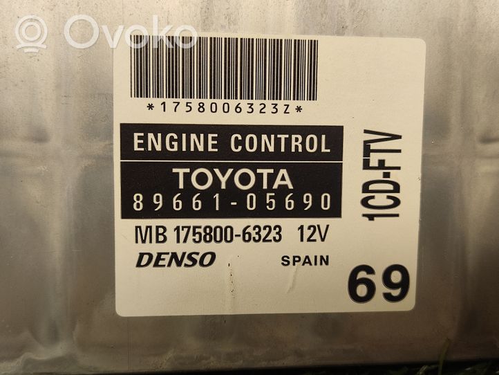 Toyota Avensis T250 Komputer / Sterownik ECU silnika 8966105690