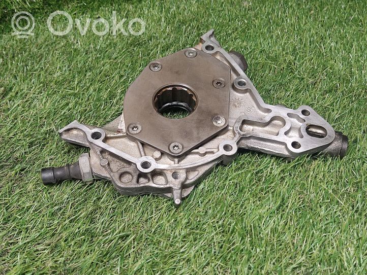 Opel Astra H Oil pump 13105998