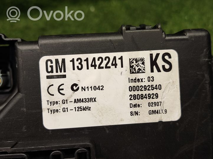 Opel Corsa D Power management control unit 13142241KS