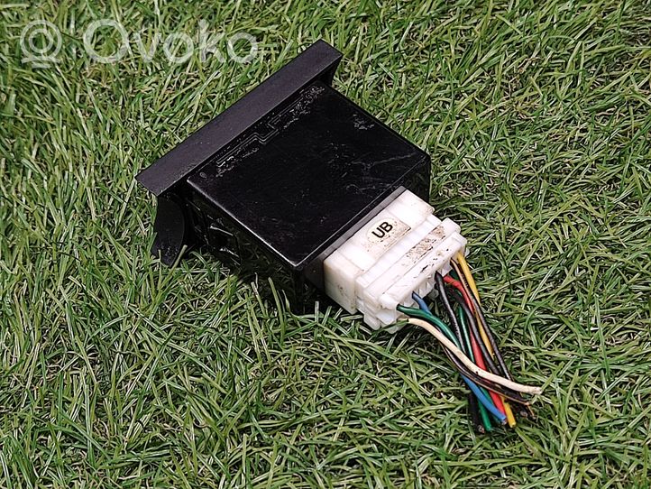 KIA Rio Câble adaptateur AUX 961201W000