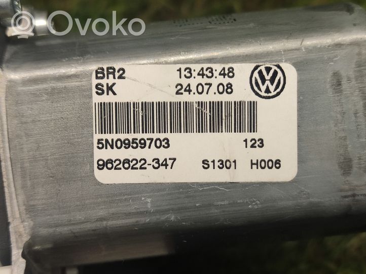 Volkswagen Tiguan Ręczny podnośnik szyby drzwi tylnych 5N0959703