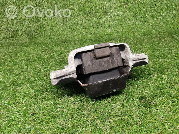 Volkswagen Jetta VI Gearbox mount 5C0199555A