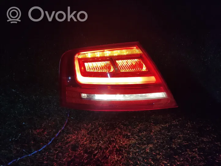 Audi A8 S8 D4 4H Rear/tail lights 4H0945095