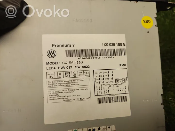 Volkswagen Jetta V Radio / CD/DVD atskaņotājs / navigācija 1K0035180G