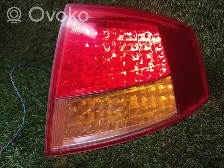 Audi A8 S8 D3 4E Luci posteriori 4E0945096C